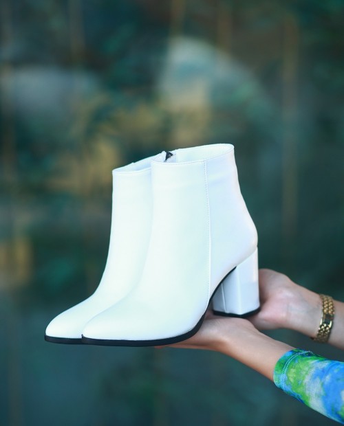 Biya Beyaz Cilt Topuklu Bot