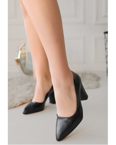 Giort Siyah Cilt Topuklu Ayakkabı