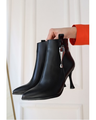 Biort Siyah Cilt Topuklu Bot