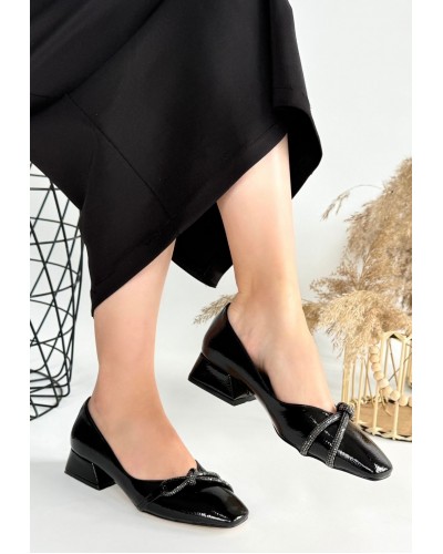 Estay Siyah Rugan Topuklu Ayakkabı