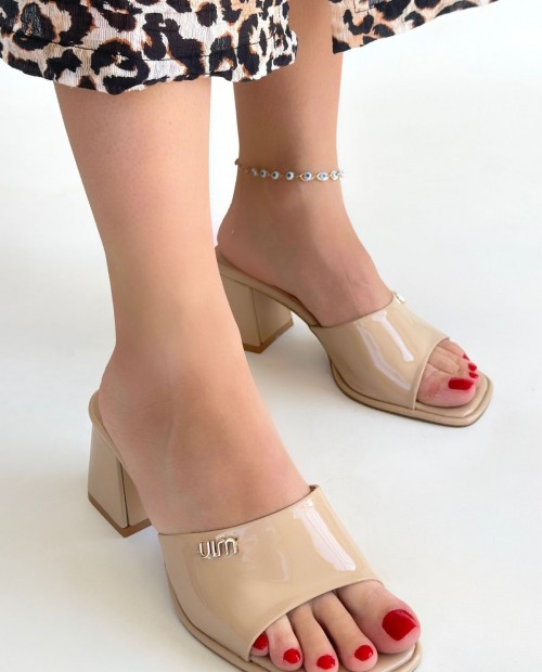 Miyon Bej Rugan Topuklu Terlik