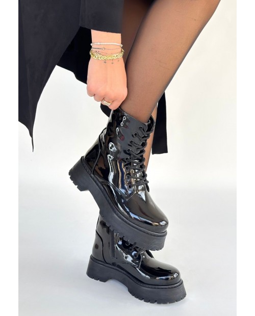 Jonni Siyah Rugan Bağcıklı Bot