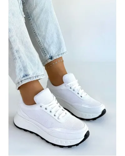 Edva Beyaz Cilt Bağcıklı Spor Ayakkabı